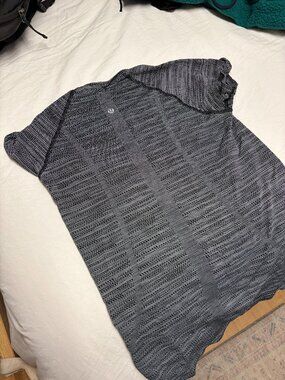 lululemon Size 6 Swiftly Tech Short-Sleeve Shirt